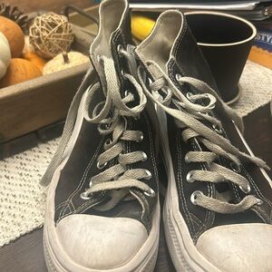 Black platform converse